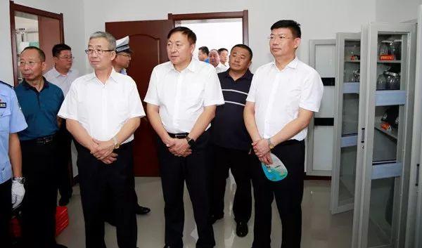春秋动物有特出，三四八取其尾数打一准确生肖详细解答、解释与落实、构建解答解释落实