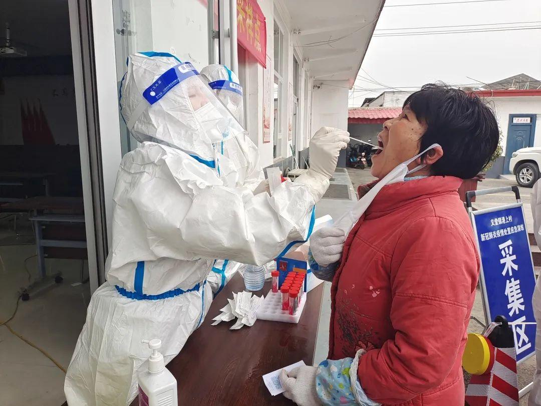 春秋动物有特出，三四八取其尾数打一准确生肖详细解答、解释与落实、构建解答解释落实